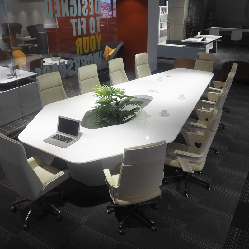 Nowoczesne białe, zaawansowane – High Tech Office Room recenzja i cena